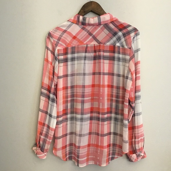 Tommy Hilfiger Button-Down Sheer Plaid With Roll Tabs Sleeves Size M NWOT - Picture 3 of 13